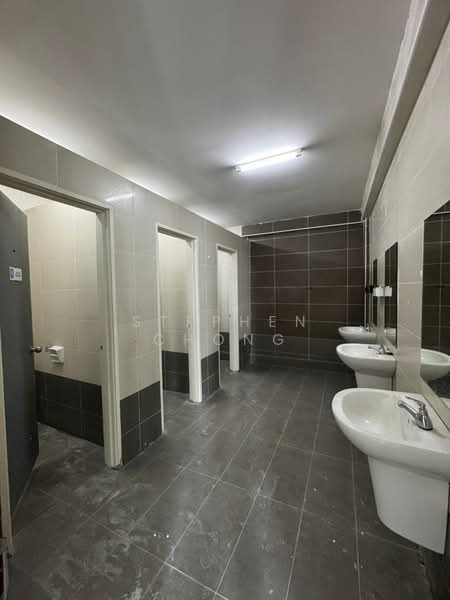 Semi-D Factory for Rent in Eco Business Park 2 Senai (Senai) - Stephen Chong - Bathroom - PropertyGuru.com.my