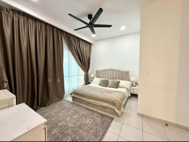 2-storey Terraced House for Sale in Setia Utama (Setia Alam) - Loke . - Bedroom - PropertyGuru.com.my
