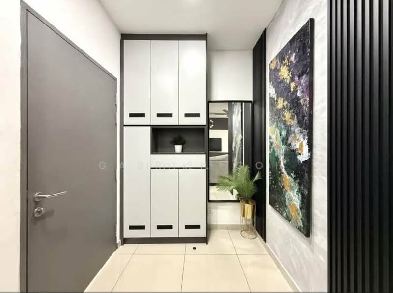 2-storey Terraced House for Sale in Setia Utama (Setia Alam) - Loke . - Entrance - PropertyGuru.com.my