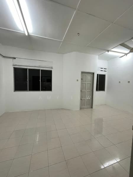 Rumah Teres 2 Tingkat untuk Dijual di Temerloh (Pahang) - Amy Lew - Living Room - PropertyGuru.com.my