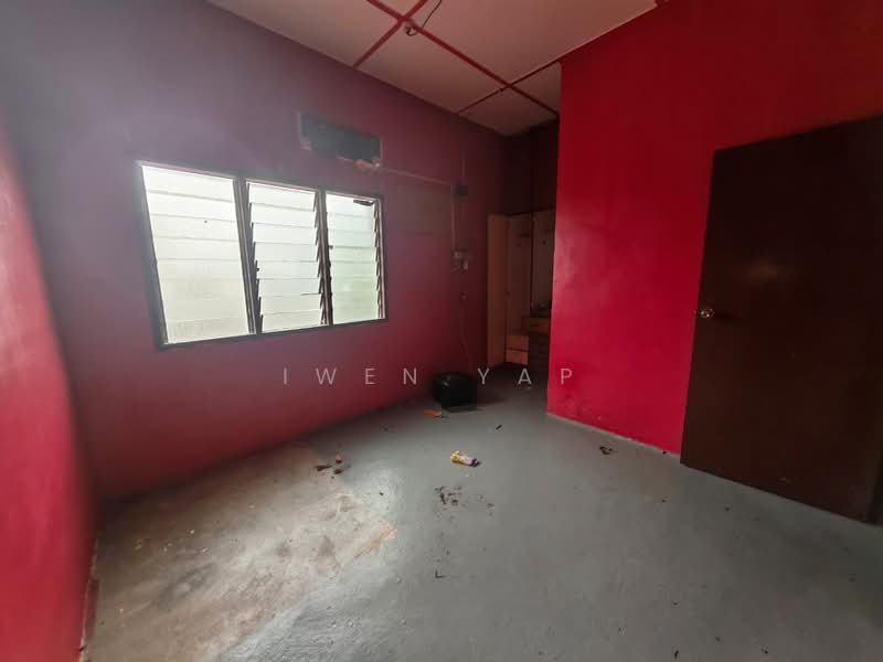 Rumah Teres 2 Tingkat untuk Dijual di Taman Sri Tebrau (Johor Bahru) - Iwen Yap - PropertyGuru.com.my