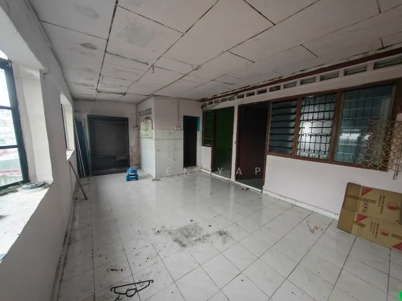 Rumah Teres 2 Tingkat untuk Dijual di Taman Sri Tebrau (Johor Bahru) - Iwen Yap - PropertyGuru.com.my