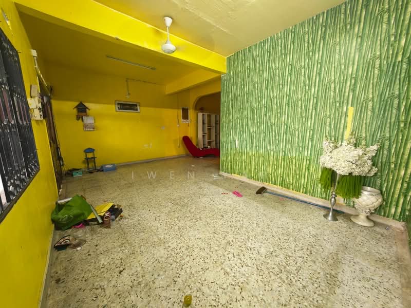Rumah Teres 2 Tingkat untuk Dijual di Taman Sri Tebrau (Johor Bahru) - Iwen Yap - PropertyGuru.com.my