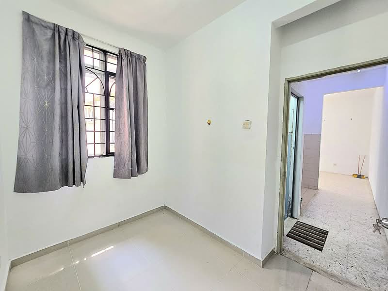 Pangsapuri untuk Dijual di Sri Melor (Mulberry Court) - Azli Ibrahim - Interior - PropertyGuru.com.my
