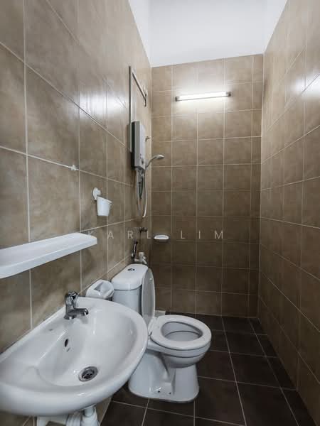 2.5-storey Terraced House for Sale in Skudai (Johor) - Karl Lim - Bathroom - PropertyGuru.com.my