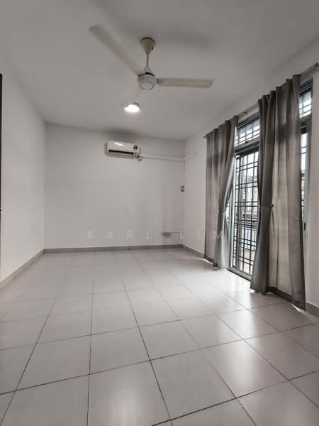 2.5-storey Terraced House for Sale in Skudai (Johor) - Karl Lim - Living Room - PropertyGuru.com.my