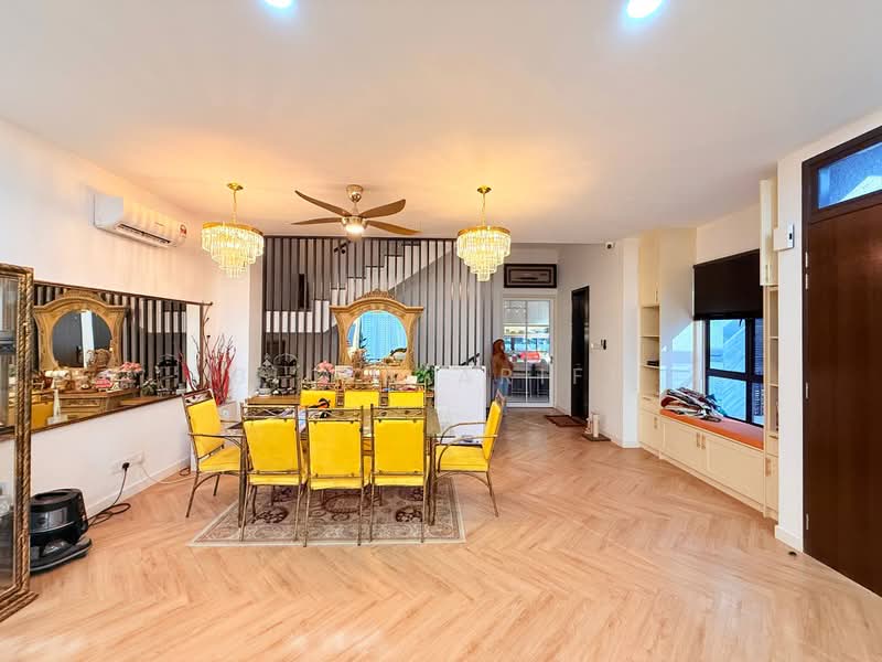 3-storey Terraced House for Sale in Cyberjaya (Selangor) - BILYA ARIFF - Dining Room - PropertyGuru.com.my