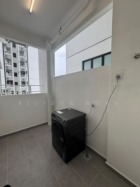 Servis Apartment untuk Disewa di 2Rio Residence @ Bandar Puteri Puchong - Allyson Wong - Balcony - PropertyGuru.com.my