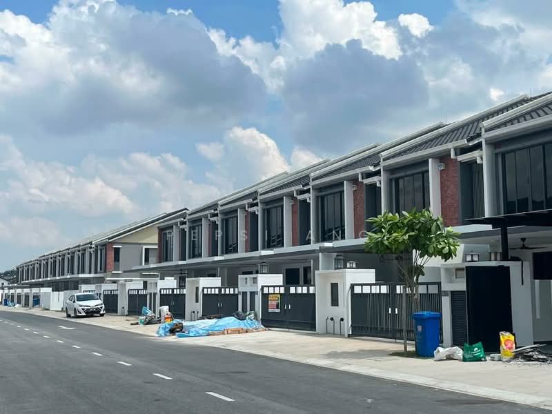Rumah Teres 2 Tingkat untuk Disewa di Alam Impian (Shah Alam) - Pepsi Ang - Exterior - PropertyGuru.com.my