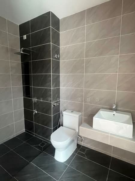 Rumah Teres 2 Tingkat untuk Disewa di Alam Impian (Shah Alam) - Pepsi Ang - Bathroom - PropertyGuru.com.my