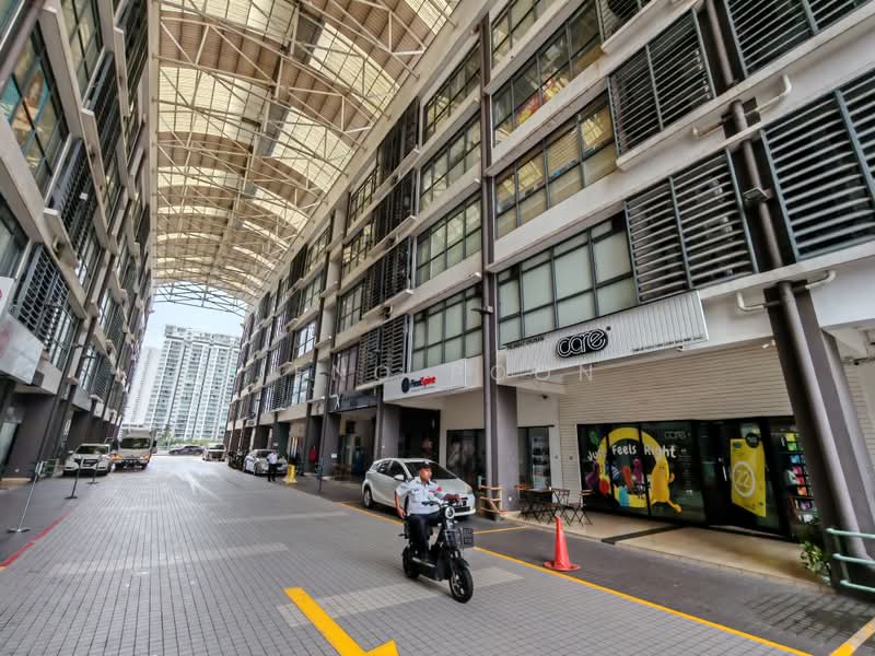 Shop for Rent in Happy Garden (Kuchai Lama) - Jeno Poon - Exterior - PropertyGuru.com.my