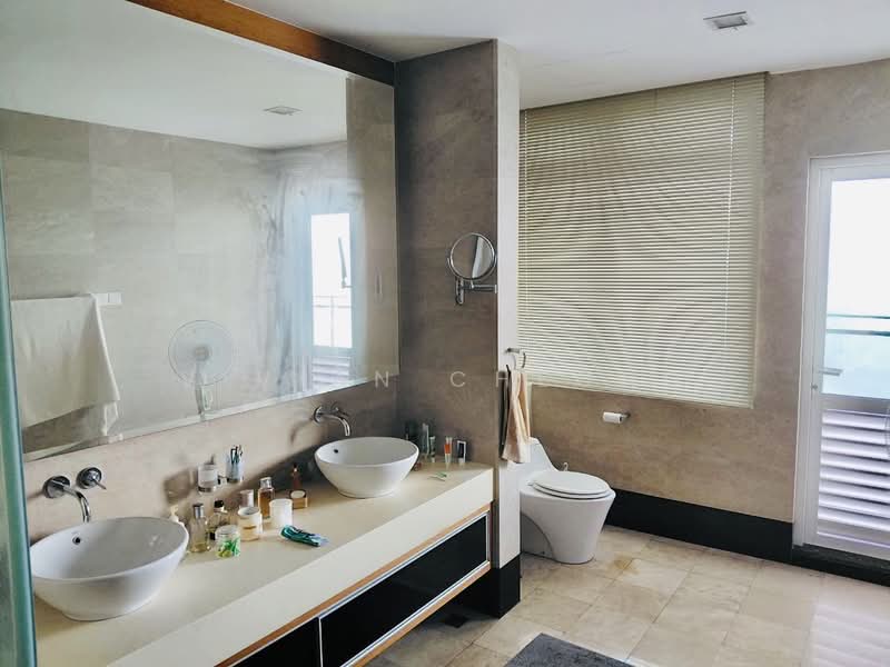 Kondominium untuk Dijual di Skyhome - Vivian Cheong - Bathroom - PropertyGuru.com.my