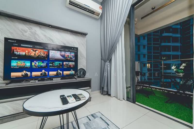 Condominium for Rent at Bay Point @ Country Garden Danga Bay - Hong Charng Lee - Living Room - PropertyGuru.com.my
