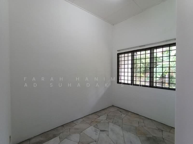 1-storey Terraced House for Sale in Puncak Alam (Selangor) - FARAH HANIM BINTI AD SUHADAK SUHADAK - Interior - PropertyGuru.com.my