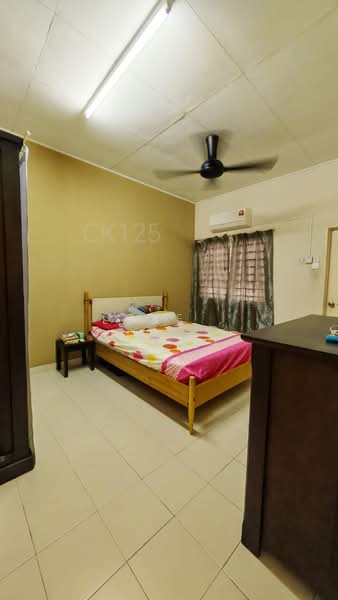2-storey Terraced House for Sale in Bukit Raja (Selangor) - Loke . - Bedroom - PropertyGuru.com.my