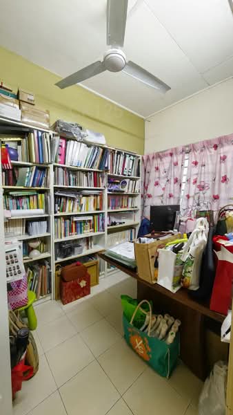 2-storey Terraced House for Sale in Bukit Raja (Selangor) - Loke . - Study - PropertyGuru.com.my