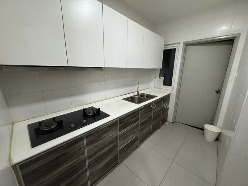 Service Residence for Rent at Seasons Amara Larkin - Aaron How - Kitchen - PropertyGuru.com.my