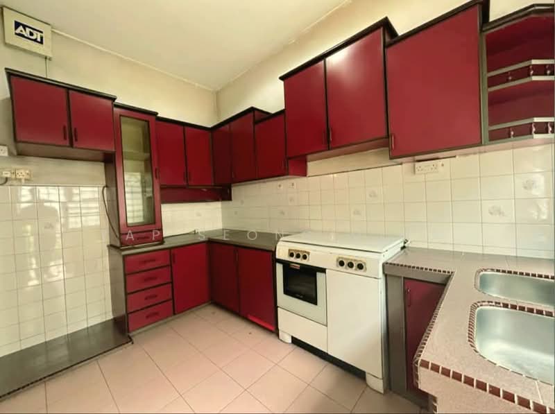 Rumah Teres 2 Tingkat untuk Dijual di BANDAR PUCHONG JAYA (Puchong) - Yap Seong Ming - Kitchen - PropertyGuru.com.my