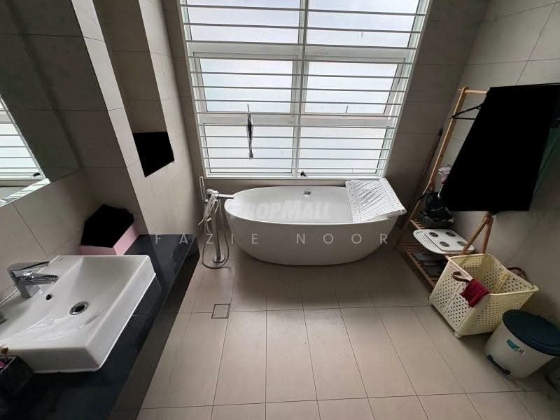 Bungalow for Sale in Shah Alam (Selangor) - Fazie Noor - Bathroom - PropertyGuru.com.my
