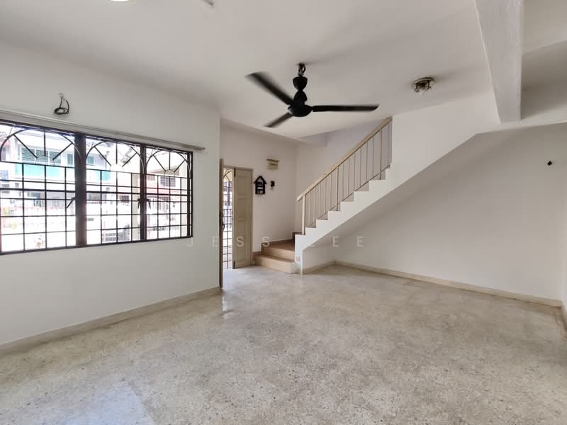 Rumah Teres 2 Tingkat untuk Disewa di Taman Bukit Belimbing (Balakong) - Jess Lee - Interior - PropertyGuru.com.my