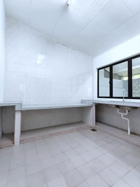 Rumah Berkembar untuk Dijual di Johor Bahru (Johor) - Karl Lim - Kitchen - PropertyGuru.com.my