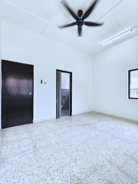 Rumah Berkembar untuk Dijual di Johor Bahru (Johor) - Karl Lim - Interior - PropertyGuru.com.my
