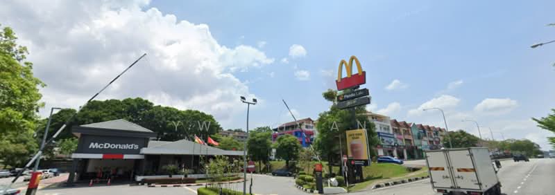Shop for Rent in Taman Equine (Seri Kembangan) - YW Chuan - Exterior - PropertyGuru.com.my