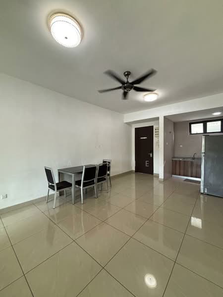 Servis Apartment untuk Disewa di D'Secret Garden (Pangsapuri Kempas Indah) - Mavis Hew - Dining Room - PropertyGuru.com.my