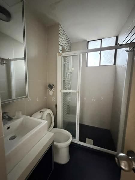 Apartment for Sale at Mewah View Luxurious Apartments - Alfred Yap - Bathroom - PropertyGuru.com.my