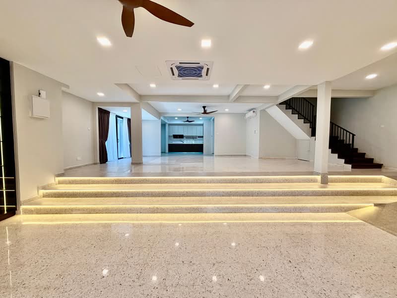 Rumah Berkembar untuk Dijual di Taman Tun Dr Ismail (Kuala Lumpur) - Yin Peng . - Living Room - PropertyGuru.com.my