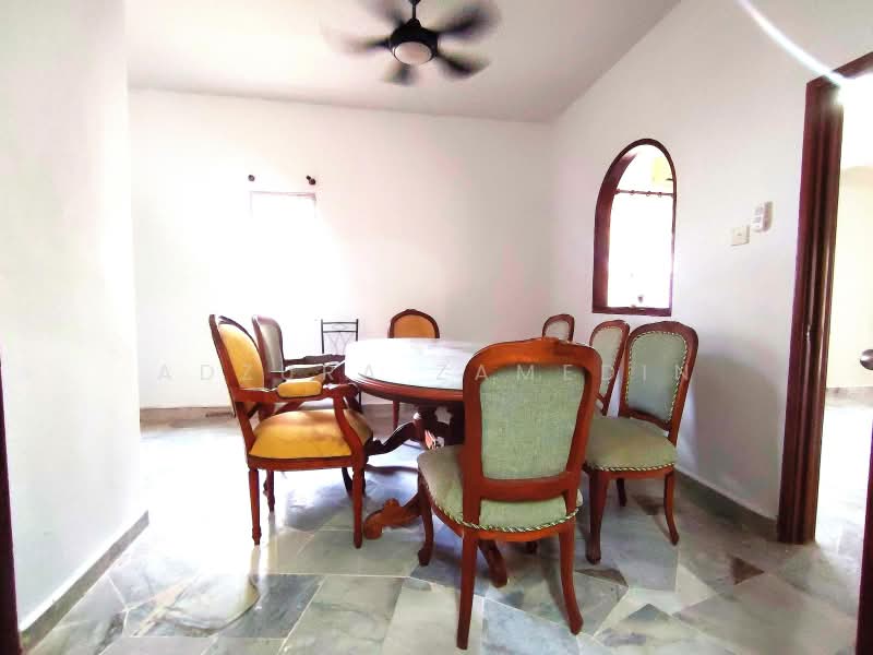Rumah Teres 2 Tingkat untuk Dijual di Bandar Tun Hussein Onn (Cheras) - Adzura Zamedin - Dining Room - PropertyGuru.com.my