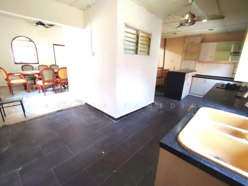 Rumah Teres 2 Tingkat untuk Dijual di Bandar Tun Hussein Onn (Cheras) - Adzura Zamedin - Dining Room - PropertyGuru.com.my