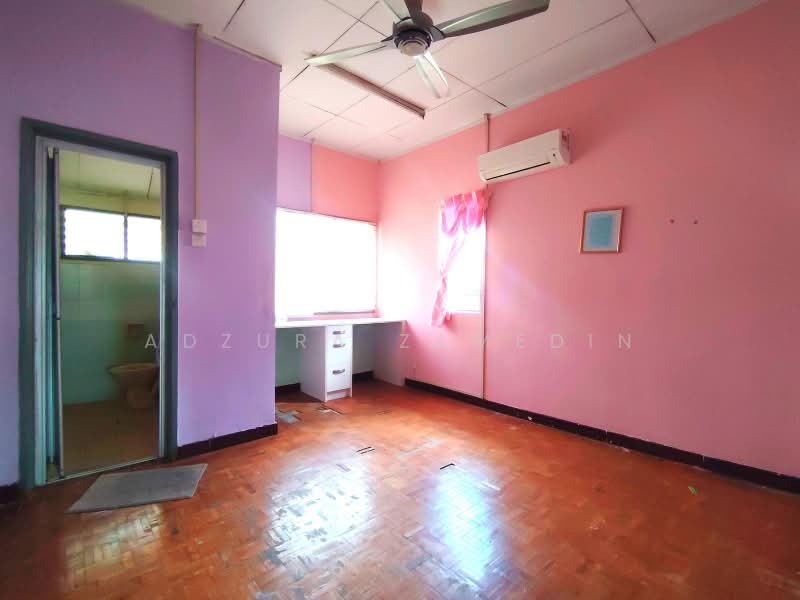 Rumah Teres 2 Tingkat untuk Dijual di Bandar Tun Hussein Onn (Cheras) - Adzura Zamedin - Bathroom - PropertyGuru.com.my
