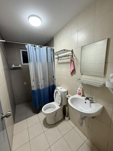 Servis Apartment untuk Disewa di Kiara Kasih - Adrian Lim - Bathroom - PropertyGuru.com.my