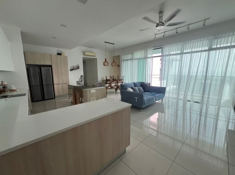 Kondominium untuk Dijual di The Light Collection III - Enoch Tiu - Living Room - PropertyGuru.com.my