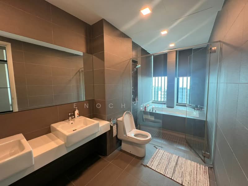 Kondominium untuk Dijual di The Light Collection III - Enoch Tiu - Bathroom - PropertyGuru.com.my