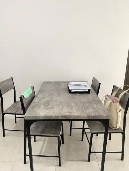 Kondominium untuk Dijual di Granito - Evon Kang - Dining Room - PropertyGuru.com.my