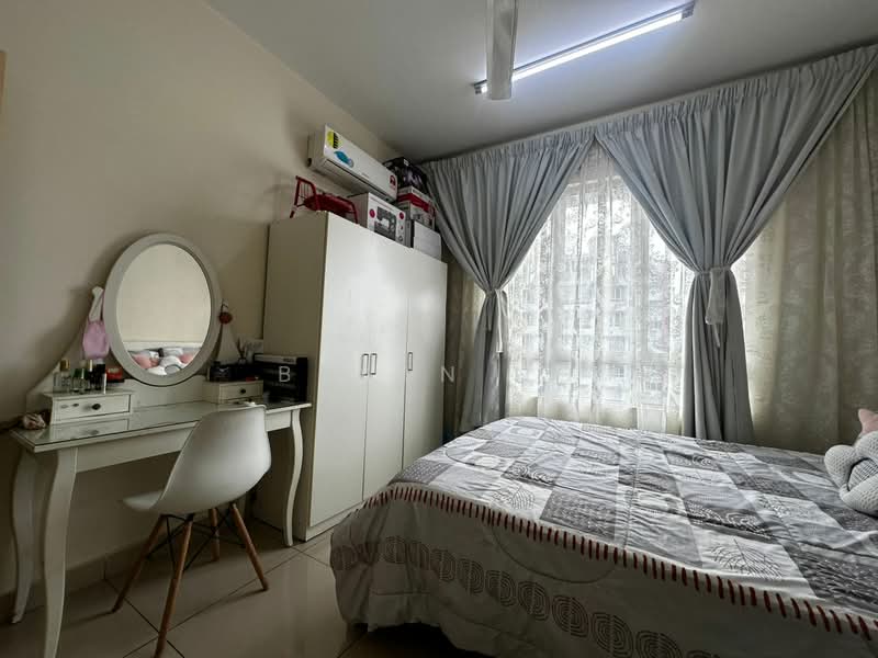 Service Residence for Sale at Platinum Lake PV 21 - Bryan Ng - Bedroom - PropertyGuru.com.my