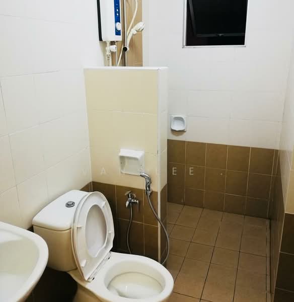 Condominium for Rent at Fortune Park (Suria Perdana) - Evanslee . - Bathroom - PropertyGuru.com.my