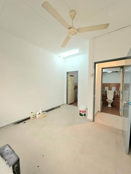 Flat for Rent at Flat Bukit Indah - Mavis Hew - Interior - PropertyGuru.com.my