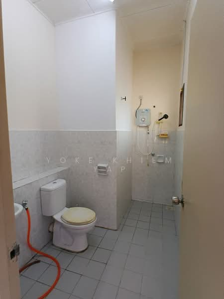 Rumah Kluster untuk Disewa di Bangi (Selangor) - Yoke Khiem Yap - Bathroom - PropertyGuru.com.my