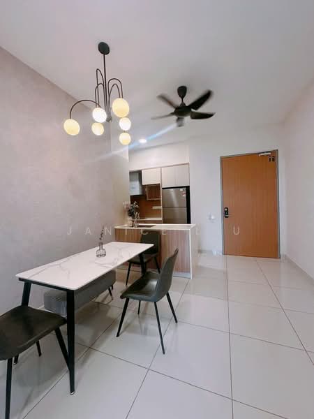 Servis Apartment untuk Disewa di Millerz Square Serviced Residence - Janice Lau - Dining Room - PropertyGuru.com.my