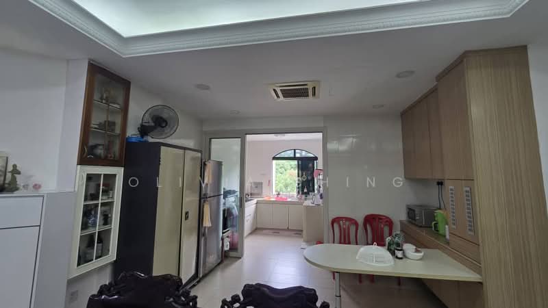 Pangsapuri untuk Dijual di Stulang Villa - Olivia Ching - Kitchen - PropertyGuru.com.my