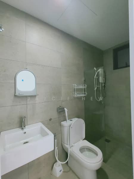 Servis Apartment untuk Disewa di Kenwingston Square Garden - Jaycie Hew - Bathroom - PropertyGuru.com.my