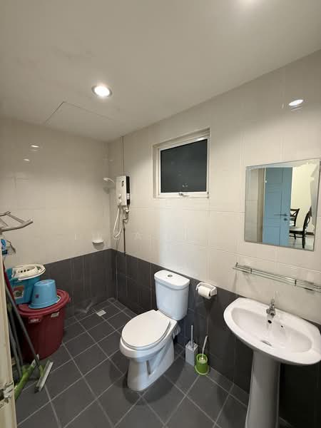Servis Apartment untuk Disewa di Birch Regency @ Penang Times Square - Lucas Foo - Bathroom - PropertyGuru.com.my