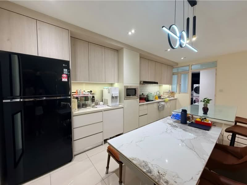 Service Residence for Sale at East Parc @ Manjalara - Vivian Tew - Kitchen - PropertyGuru.com.my