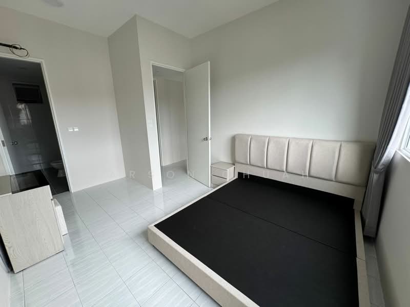 Kondominium untuk Dijual di The Zen - Carson Chuah - Bedroom - PropertyGuru.com.my