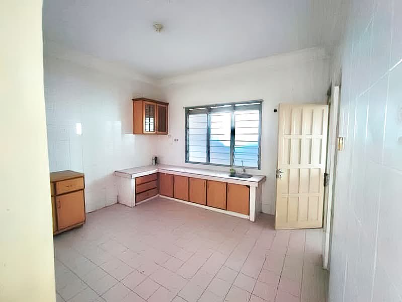 Rumah Teres 2 Tingkat untuk Dijual di Menglembu (Perak) - David Wong - Kitchen - PropertyGuru.com.my