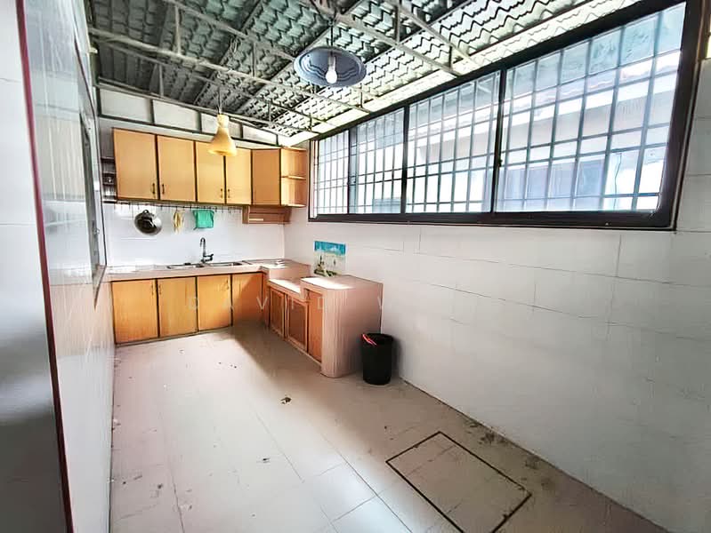 Rumah Teres 2 Tingkat untuk Dijual di Menglembu (Perak) - David Wong - Kitchen - PropertyGuru.com.my
