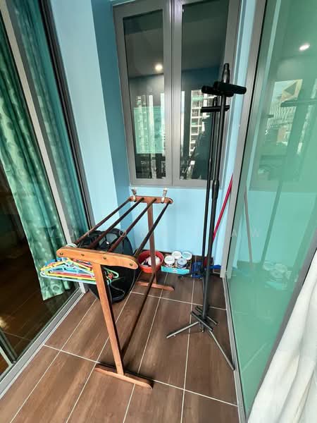 Servis Apartment untuk Disewa di The Loft @ KK Times Square - Vui Onn Liaw - Balcony - PropertyGuru.com.my
